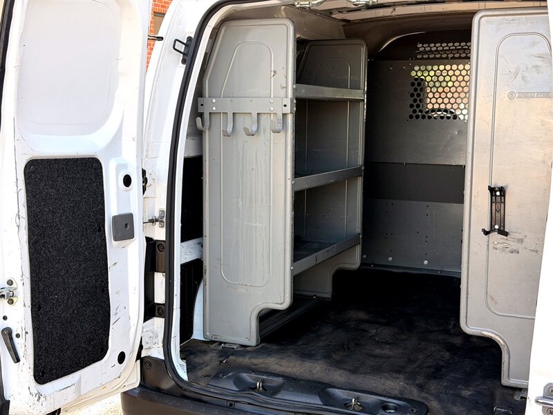 2019 Nissan NV200 S - Photo 17 - Sherman Oaks, CA 91403-1701