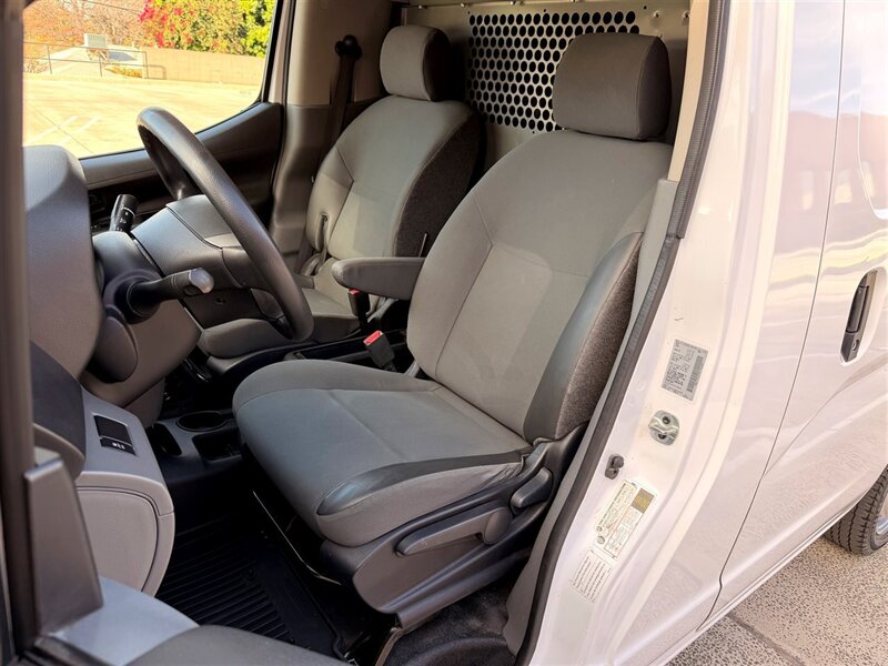 2019 Nissan NV200 S - Photo 10 - Sherman Oaks, CA 91403-1701