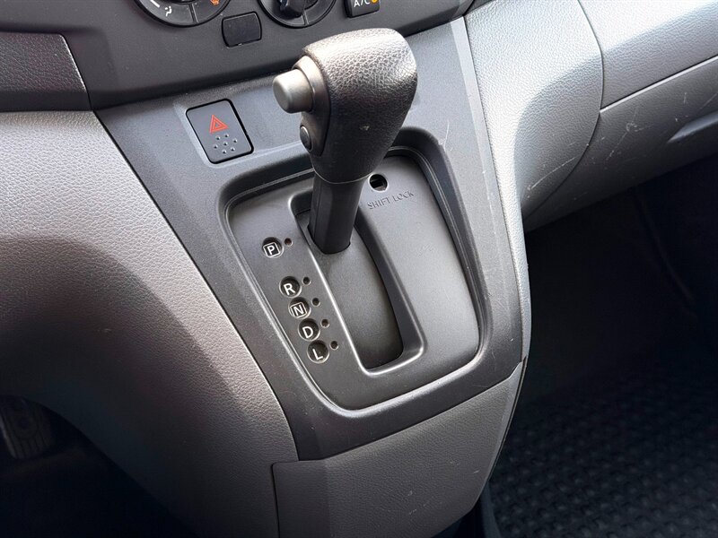 2019 Nissan NV200 S   - Photo 15 - Sherman Oaks, CA 91403-1701