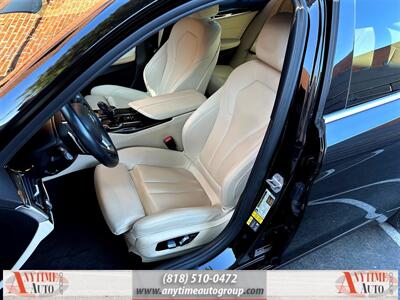 2018 BMW 530e iPerformance   - Photo 15 - Sherman Oaks, CA 91403-1701
