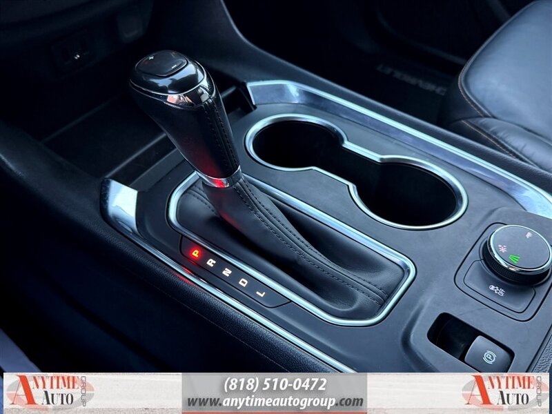 2019 Chevrolet Traverse 3LT - Photo 18 - Sherman Oaks, CA 91403-1701