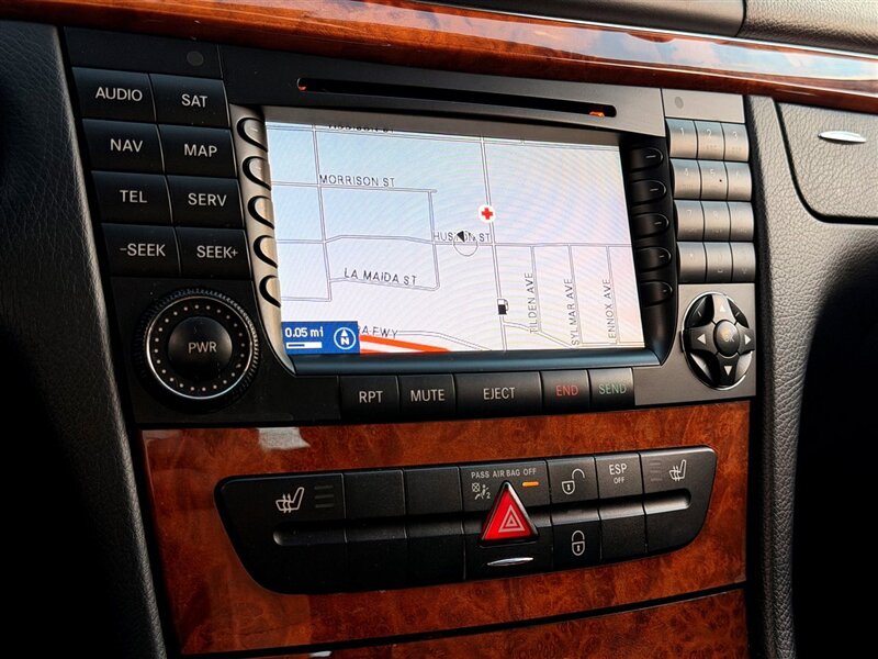2007 Mercedes-Benz E 350 4MATIC   - Photo 17 - Sherman Oaks, CA 91403-1701