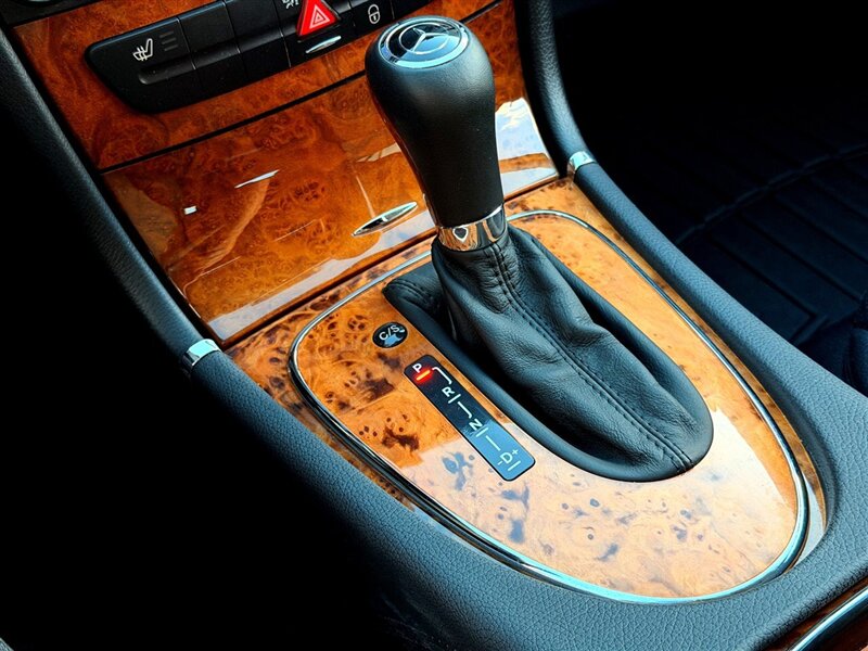 2007 Mercedes-Benz E 350 4MATIC   - Photo 18 - Sherman Oaks, CA 91403-1701