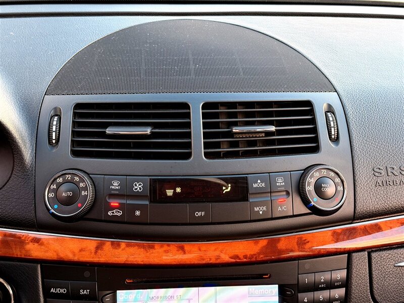 2007 Mercedes-Benz E 350 4MATIC   - Photo 16 - Sherman Oaks, CA 91403-1701