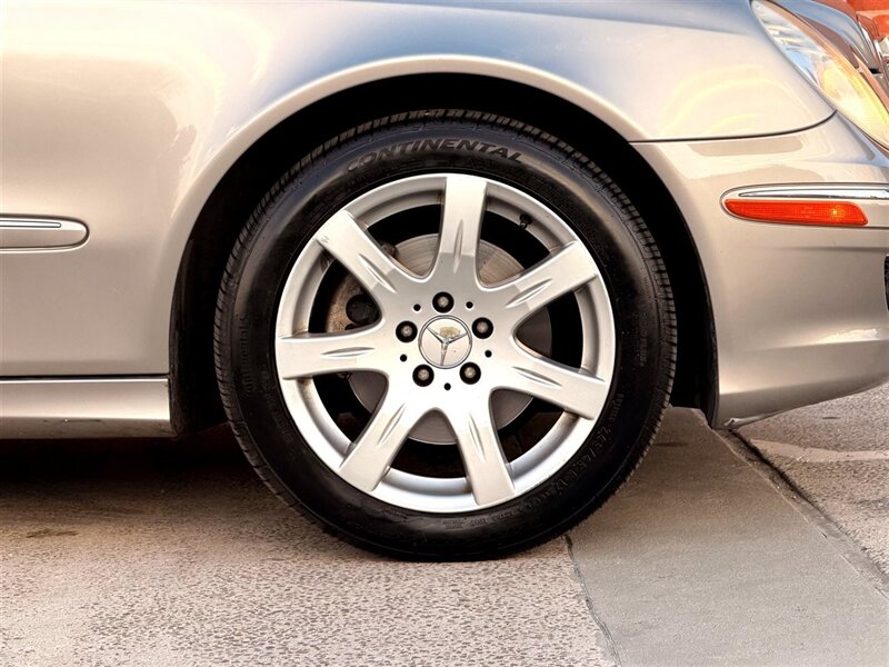 2007 Mercedes-Benz E 350 4MATIC   - Photo 28 - Sherman Oaks, CA 91403-1701