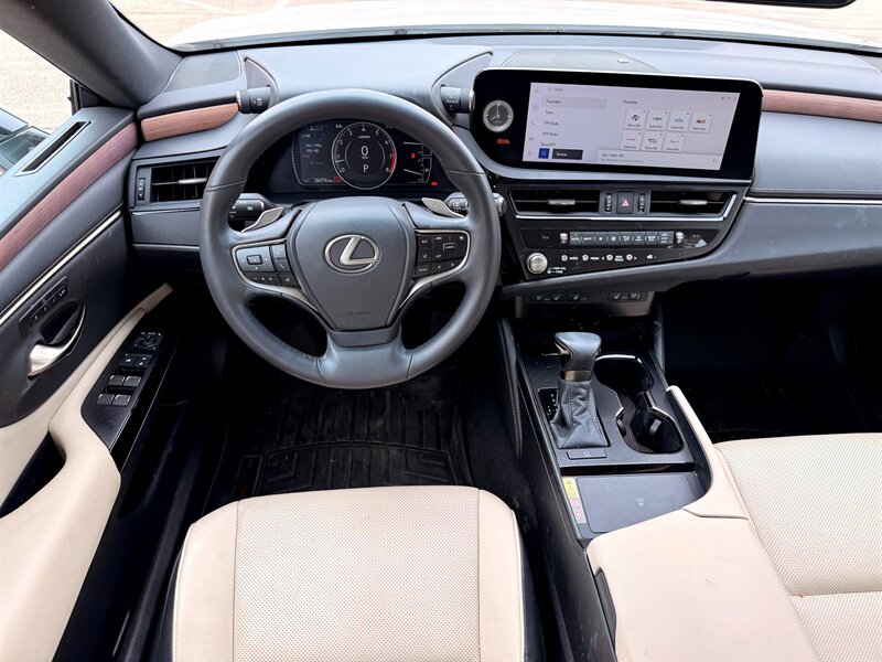 2023 Lexus ES 350   - Photo 11 - Sherman Oaks, CA 91403-1701
