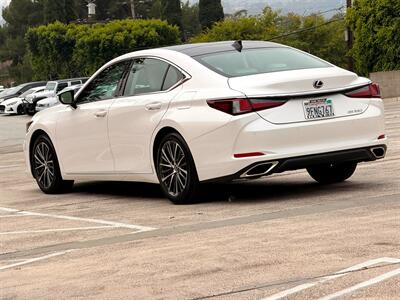 2023 Lexus ES 350   - Photo 5 - Sherman Oaks, CA 91403-1701