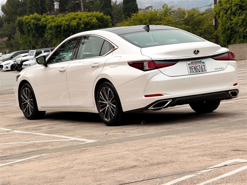 2023 Lexus ES 350   - Photo 5 - Sherman Oaks, CA 91403-1701