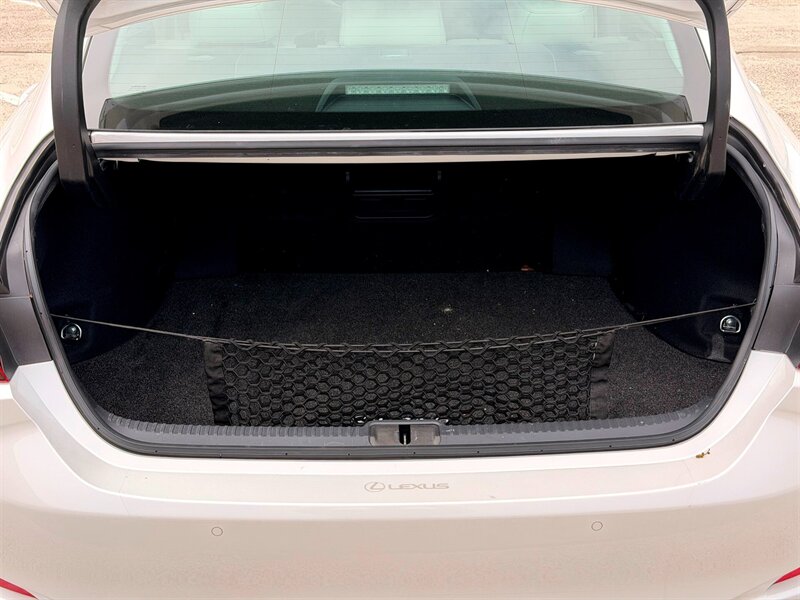 2023 Lexus ES 350   - Photo 25 - Sherman Oaks, CA 91403-1701