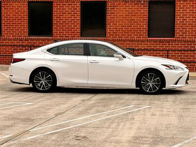 2023 Lexus ES 350   - Photo 8 - Sherman Oaks, CA 91403-1701