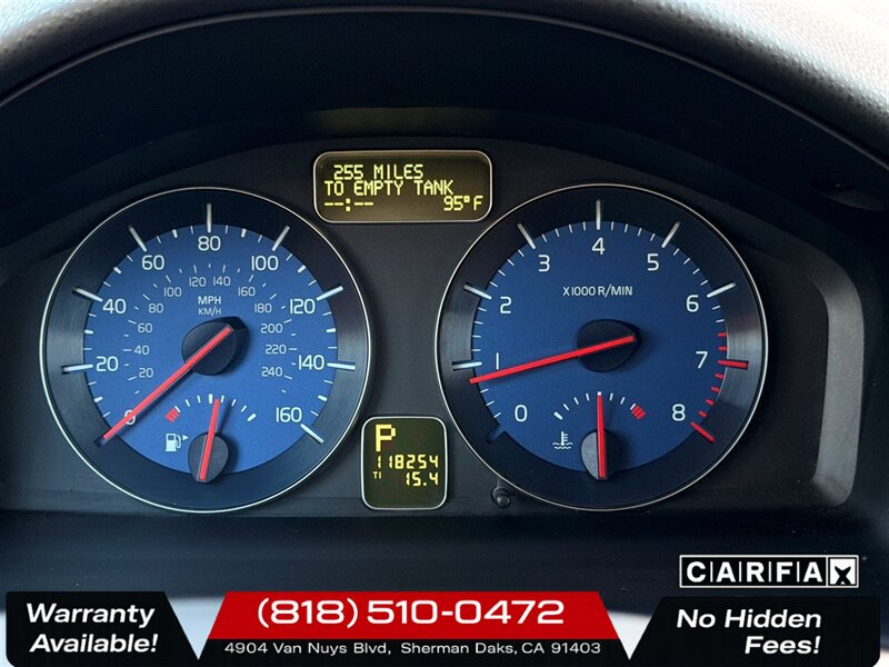 2009 Volvo C30 T5 R-Design   - Photo 13 - Sherman Oaks, CA 91403-1701