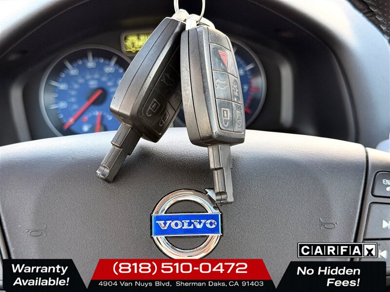 2009 Volvo C30 T5 R-Design   - Photo 19 - Sherman Oaks, CA 91403-1701