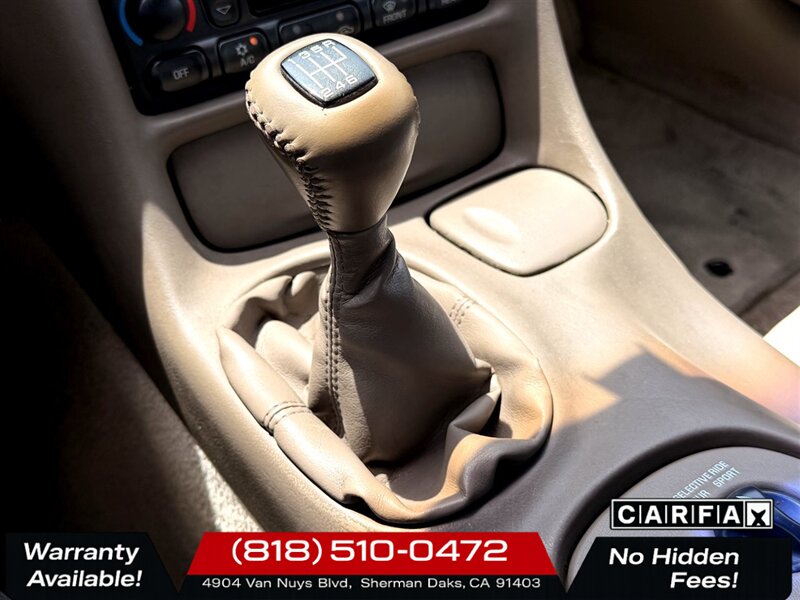 2004 Chevrolet Corvette   - Photo 18 - Sherman Oaks, CA 91403-1701