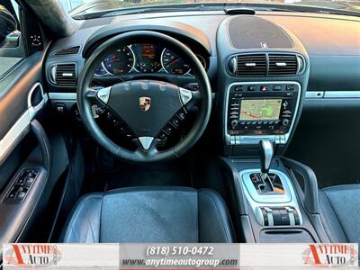 2010 Porsche Cayenne GTS   - Photo 10 - Sherman Oaks, CA 91403-1701