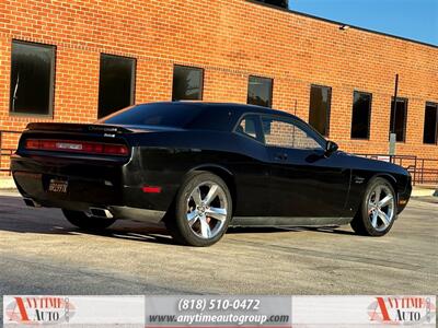 2009 Dodge Challenger SRT8   - Photo 8 - Sherman Oaks, CA 91403-1701