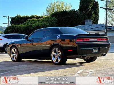 2009 Dodge Challenger SRT8   - Photo 5 - Sherman Oaks, CA 91403-1701