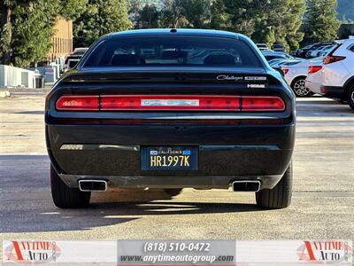 2009 Dodge Challenger SRT8   - Photo 6 - Sherman Oaks, CA 91403-1701