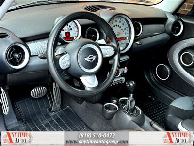 2009 MINI Cooper Clubman S   - Photo 11 - Sherman Oaks, CA 91403-1701
