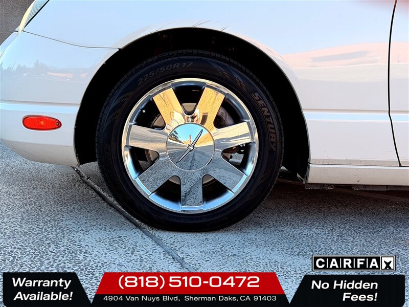 2002 Ford Thunderbird Deluxe - Photo 22 - Sherman Oaks, CA 91403-1701