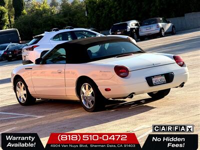 2002 Ford Thunderbird Deluxe - Photo 11 - Sherman Oaks, CA 91403-1701