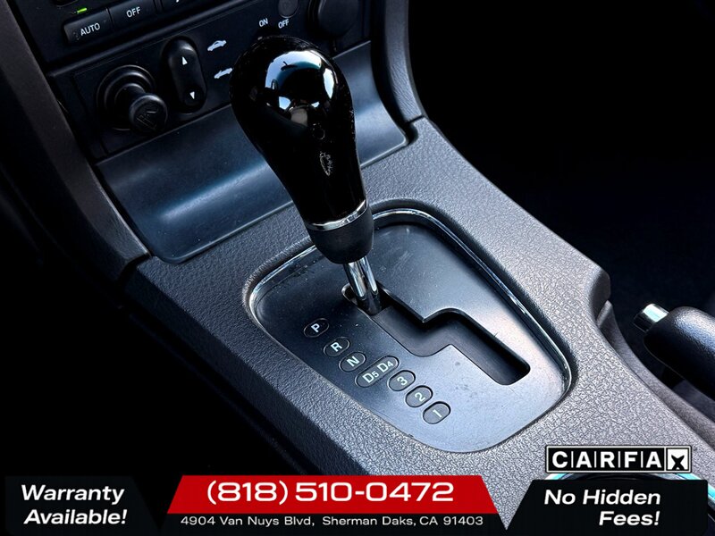 2002 Ford Thunderbird Deluxe - Photo 19 - Sherman Oaks, CA 91403-1701