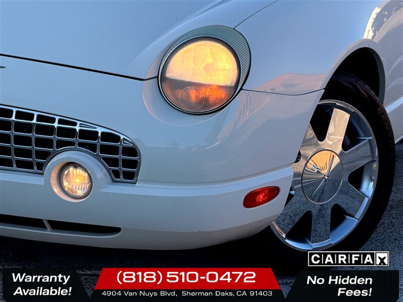2002 Ford Thunderbird Deluxe - Photo 24 - Sherman Oaks, CA 91403-1701