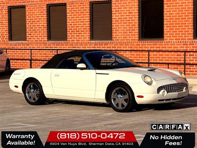 2002 Ford Thunderbird Deluxe - Photo 10 - Sherman Oaks, CA 91403-1701