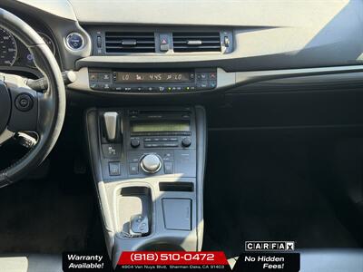 2014 Lexus CT 200h   - Photo 8 - Sherman Oaks, CA 91403-1701