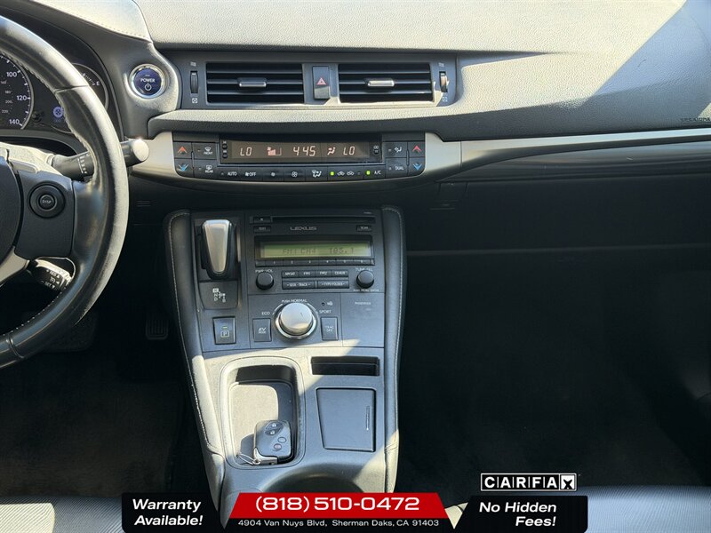 2014 Lexus CT 200h   - Photo 8 - Sherman Oaks, CA 91403-1701