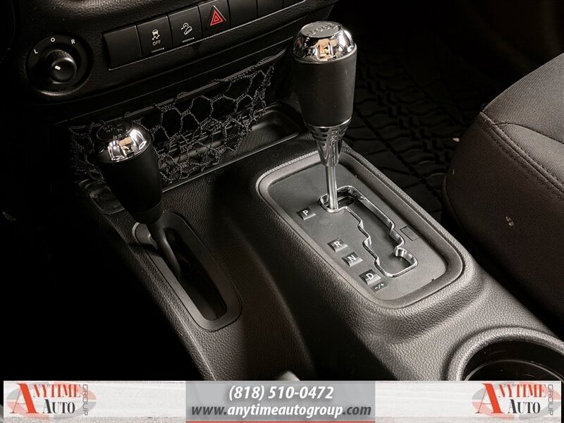 2016 Jeep Wrangler Unlimited Sport - Photo 19 - Sherman Oaks, CA 91403-1701