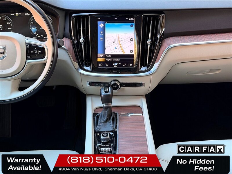 2021 Volvo S60 T5 Momentum - Photo 12 - Sherman Oaks, CA 91403-1701