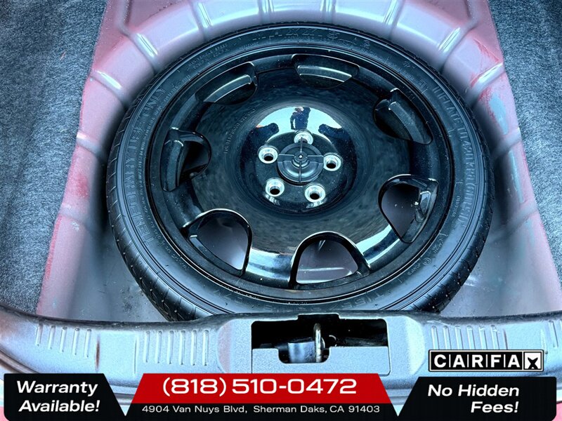 2022 Ford Mustang EcoBoost Premium   - Photo 26 - Sherman Oaks, CA 91403-1701