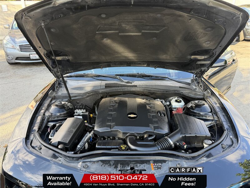 2013 Chevrolet Camaro LS - Photo 11 - Sherman Oaks, CA 91403-1701