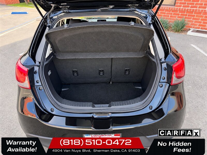 2020 Toyota Yaris Hatchback LE - Photo 23 - Sherman Oaks, CA 91403-1701