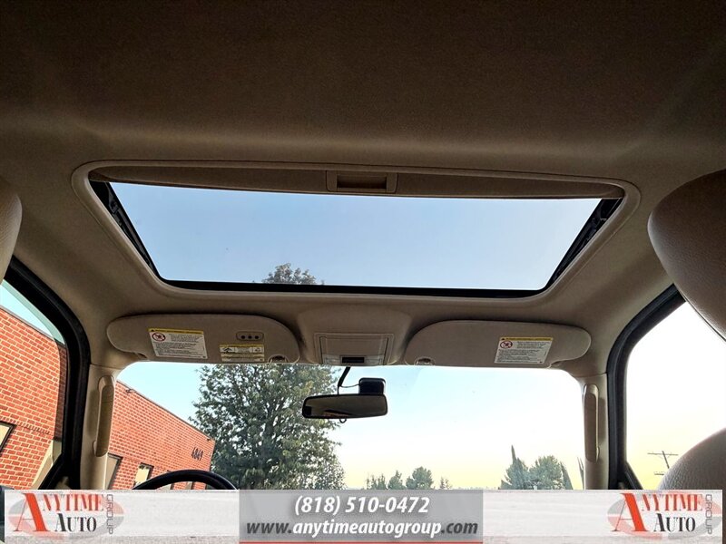 2016 Ford Expedition Limited - Photo 12 - Sherman Oaks, CA 91403-1701