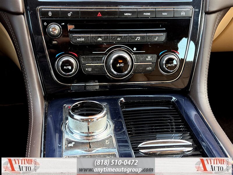 2013 Jaguar XJ - Photo 18 - Sherman Oaks, CA 91403-1701