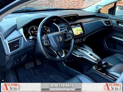 2018 Honda Clarity Plug-In Hybrid Touring   - Photo 13 - Sherman Oaks, CA 91403-1701