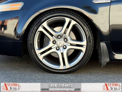 2004 Acura TL 3.2   - Photo 24 - Sherman Oaks, CA 91403-1701
