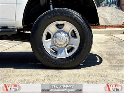 2017 RAM 3500 Tradesman   - Photo 12 - Sherman Oaks, CA 91403-1701