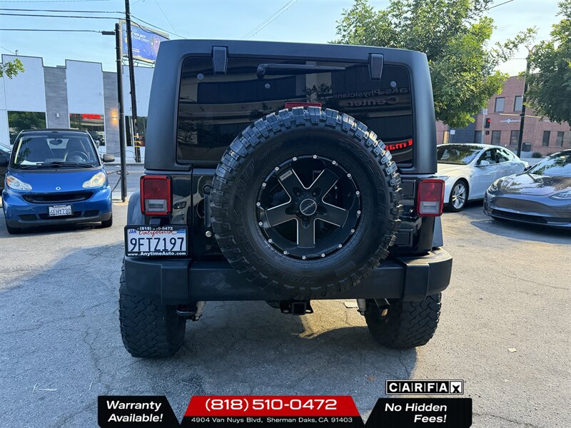 2015 Jeep Wrangler Unlimited Rubicon   - Photo 4 - Sherman Oaks, CA 91403-1701