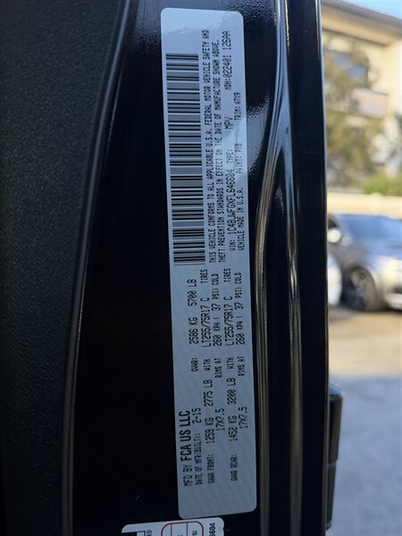 2015 Jeep Wrangler Unlimited Rubicon   - Photo 13 - Sherman Oaks, CA 91403-1701