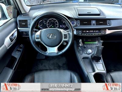 2012 Lexus CT 200h 200h   - Photo 11 - Sherman Oaks, CA 91403-1701