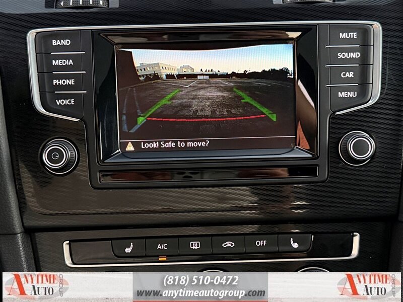 2015 Volkswagen Golf GTI 2.0T SE   - Photo 17 - Sherman Oaks, CA 91403-1701