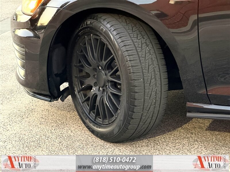 2015 Volkswagen Golf GTI 2.0T SE   - Photo 26 - Sherman Oaks, CA 91403-1701