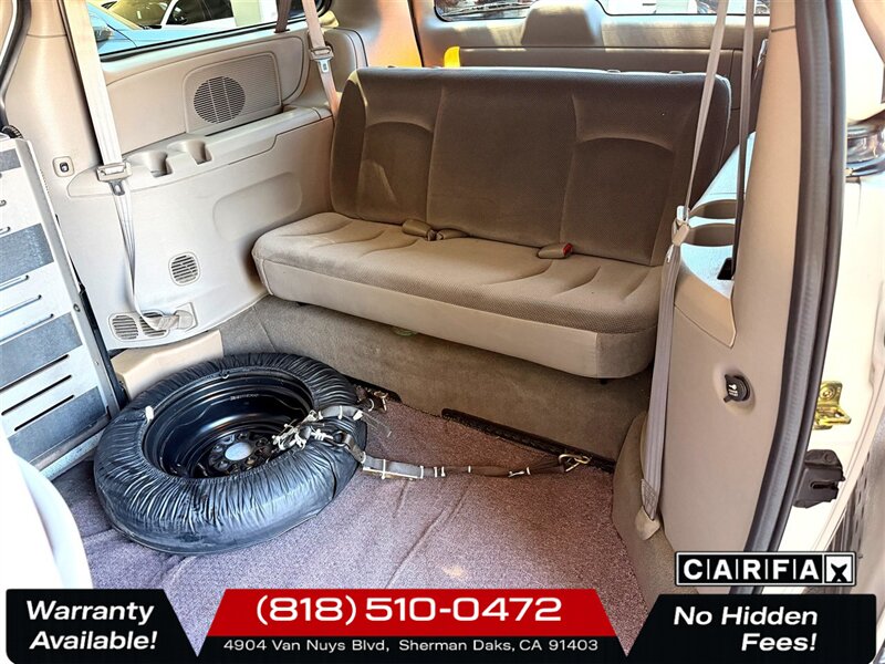 2003 Dodge Grand Caravan SE Wheelchair Accessible Mobility Van - Photo 20 - Sherman Oaks, CA 91403-1701
