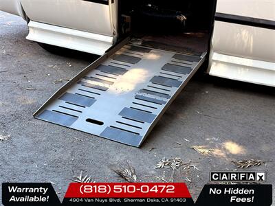 2003 Dodge Grand Caravan SE Wheelchair Accessible Mobility Van - Photo 21 - Sherman Oaks, CA 91403-1701