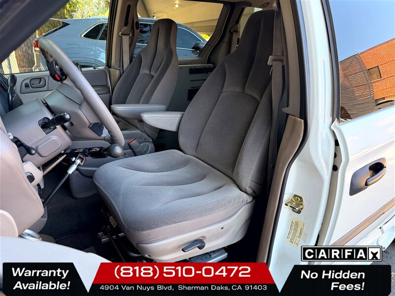 2003 Dodge Grand Caravan SE Wheelchair Accessible Mobility Van - Photo 16 - Sherman Oaks, CA 91403-1701
