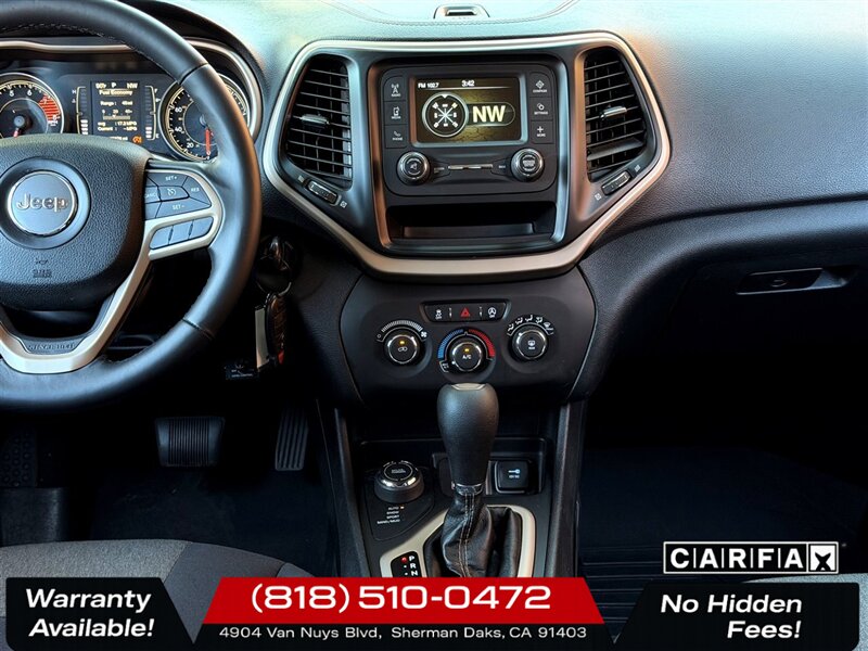 2017 Jeep Cherokee Altitude - Photo 12 - Sherman Oaks, CA 91403-1701