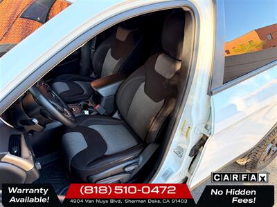 2017 Jeep Cherokee Altitude - Photo 14 - Sherman Oaks, CA 91403-1701