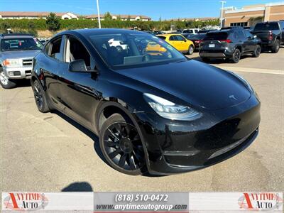 2023 Tesla Model Y Long Range   - Photo 1 - Sherman Oaks, CA 91403-1701